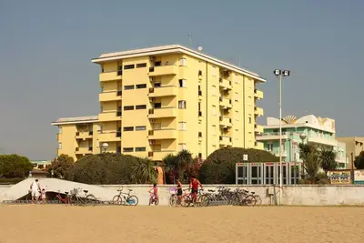Image de Appartement de vacances avec climatisation et balcon