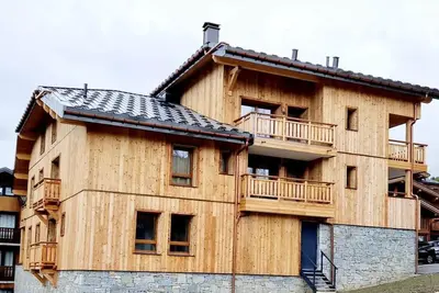 Image de 1er étage, balcon, télévision, 57m², Montalbert