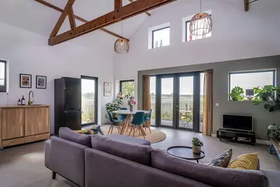 Image de Adorable Cottage with beautiful views near Amsterdam, Perfect for families