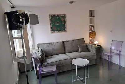 Unit018 Saint Germain Saints Pères Air-conditioned, balcony, Eiffel Tower view.