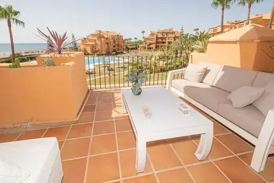 Los Granados de la Duquesa 1111