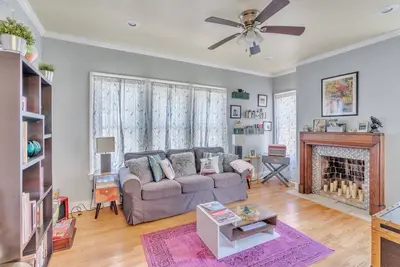 Image de Bright & Fun 3br Cozy Nook by RedAwning