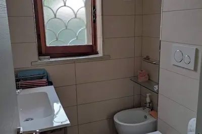 Image de Beach cottage a stone's throw from Rome - Beach house