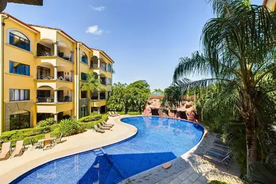Image de Modern condo in Tamarindo 2 Br, 2 baths