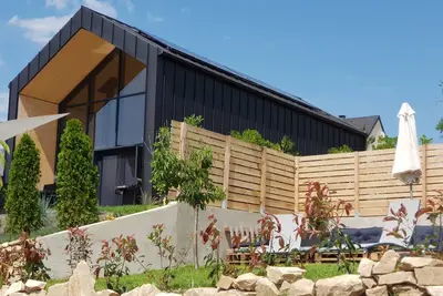Image de Chalet moderne 4 à 6 personnes Ruynes en Margeride spa privatif