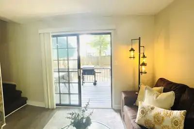 Image de Charming 2-bedroom house with Ac, WiFi, Bbq, 1. 5miles to Battery in Smyrna