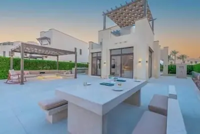 Image de The Lakefront Villa 4br @ Cyan ElGouna