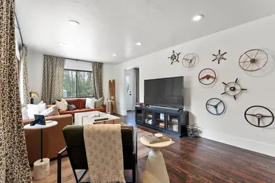 Image de 4-bedroom Private Lake House in charming Nine Mile Falls