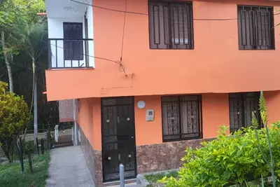 Image de Semi-county near to Universidad San Buenaventura.