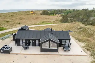 Image de Brand new luxury house, built in 2024, 8 pers. , only 150 meters from the great beach