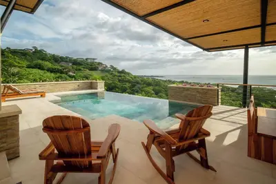 Image de Ocean View Home sleeps 12 in Premier Gated Community