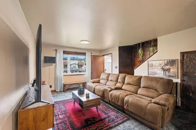 Image de Northern Escapes with Hot Tub