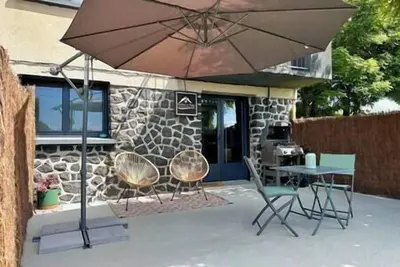 Image de Parenthèse en Planèze spa, sauna, cinéma, jardin