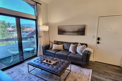 Image de Canyon Luxe Condo 2bd\/2ba\/Loft\/Pool & Spa