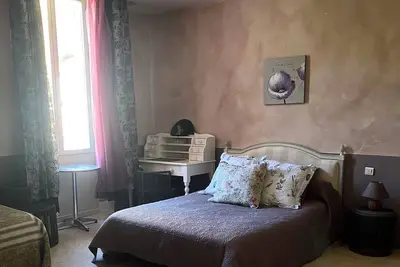 Image de Studio avec terrasse et jardin centre-ville 3 couchages