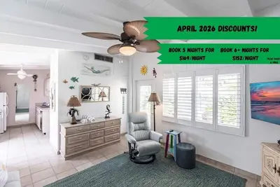 Image de Casa Mar - 68 Standard- Tropical Bliss Awaits - Chic Studio Villa on Siesta Key