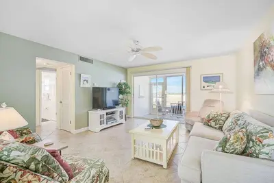 Image de 42 Standard Plus - Beachfront Charm