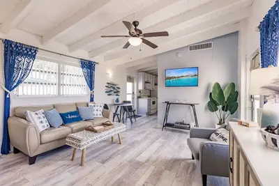 Image de 10 Premium - Island Vibes & Studio Comfort - The Ultimate Siesta Key Hideaway