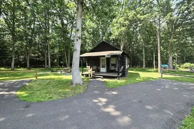Image de Swallow Falls Cabin 1- Cozy 1-Bedroom Perfect for a Romantic Getaway!