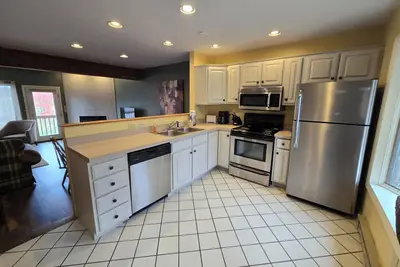 Image de Wisp Retreat- Ski Condo with 2 bedrooms, 3 baths plus loft