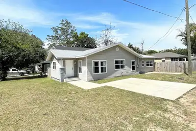 Image de Spacious 4-bedroom house in enjoyable Pensacola with Ac, WiFi