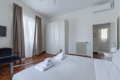 S. Maria Novella large apartment