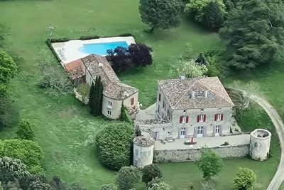 Image de Sublime château du XVIe siècle pour groupes