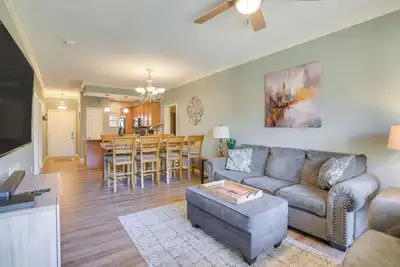 Image de 7 Mi to Silver Dollar City! Condo w/ Lake Access