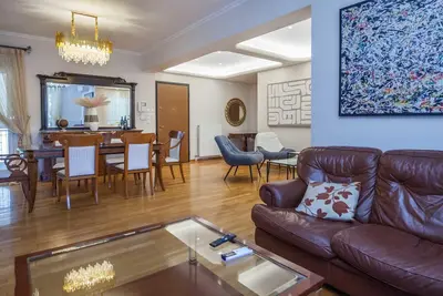 Image de Luxe 3 Bd Penthouse 5 Min from Drosia Square
