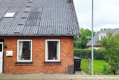 Image de Beautiful town house with room for 5 people close to the center of Nykøbing Mors