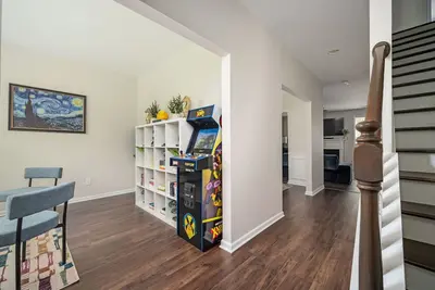 Image de 7br - Family Friendly Stay ~10 mins from Airport