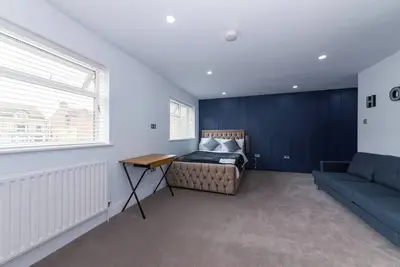 Image de This studio is a 1 bedroom(s), 1 bathrooms, located in Peterborough, Cambridgeshire.