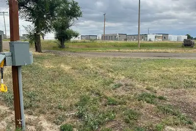 Image de Electric Only Rv Spot, with horse pens available!