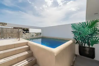Image de Eden in the heights. Terrace and private pool