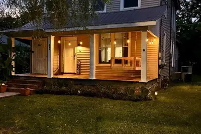 Image de 3-bedroom townhome in charming Chattanooga