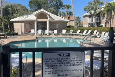 Image de 1st Floor Charming 2-bedroom condo in Bonita Springs with Community Pool