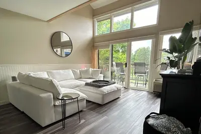 Image de 2 King beds + Sofa Sleeper / Wine / Beach / Golf Course View / Casino / Resort