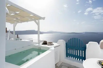 Image de Masterful Santorini Villa | Villa Elladan | Adult Only | 1 Bedroom | Stunning Sea Views | Private Furnished Terrace with Jetted Tub | Oia