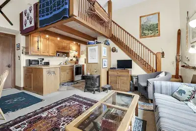Image de Opera House Loft 02 | 1 Bed, 1 Bath