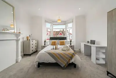 Image de Wembley stadium 2025 Award Winning - 2 Bedroom Luxury Apartment \nSleeps 6