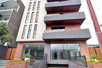 Image de Luxury apartment\/3 Beths\/3 Queen Beds 2 1\/2 Baths