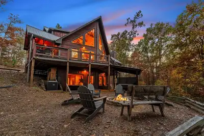 Image de Laurel Brook | Pet Friendly | Hot Tub | Fire Pit