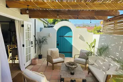 Image de Ojai Serenity Retreat, a haven of tranquility for both couples and families.