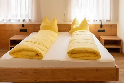 Image de Appartement '1' avec vue sur les montagnes, jardin partagé et Wi-Fi