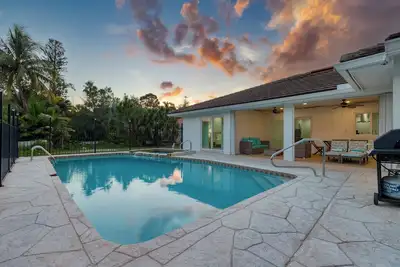 Image de Casa Bonita by AvantStay | Large Backyard, Patio, Pool + Hot Tub