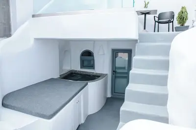 Image de Honeymoon Cave Villa with Outdoor Hot Tub