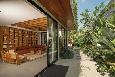 Image de The Urban Retreat Villa-3 Bedroom, Private Pool Villa in Seminyak w. Butler\/cook
