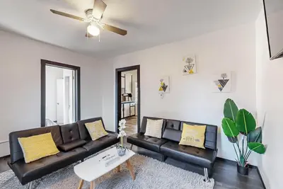 Image de Charming house in amazing Albuquerque with WiFi, Ac