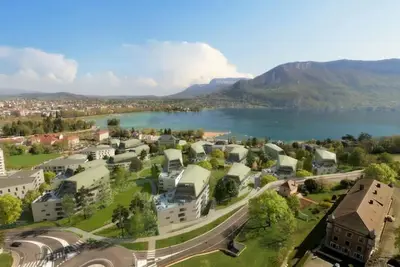 Image de Le Tresum jolie t2 avec garage à 100m du lac