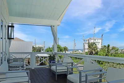 Image de Its A Wonderful Life: Views of Sjb, Pet Friendly